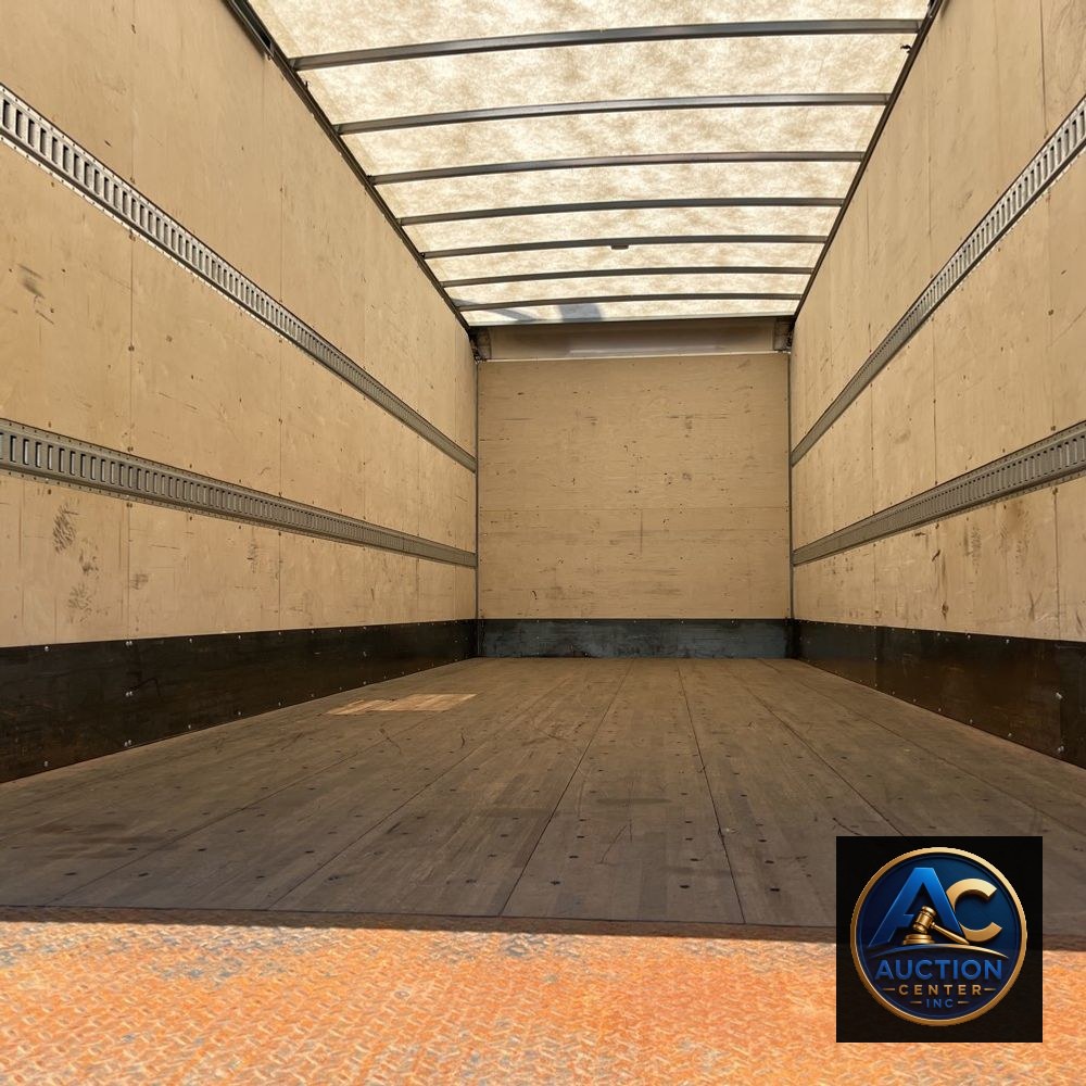 2024 Freightliner M2 106
