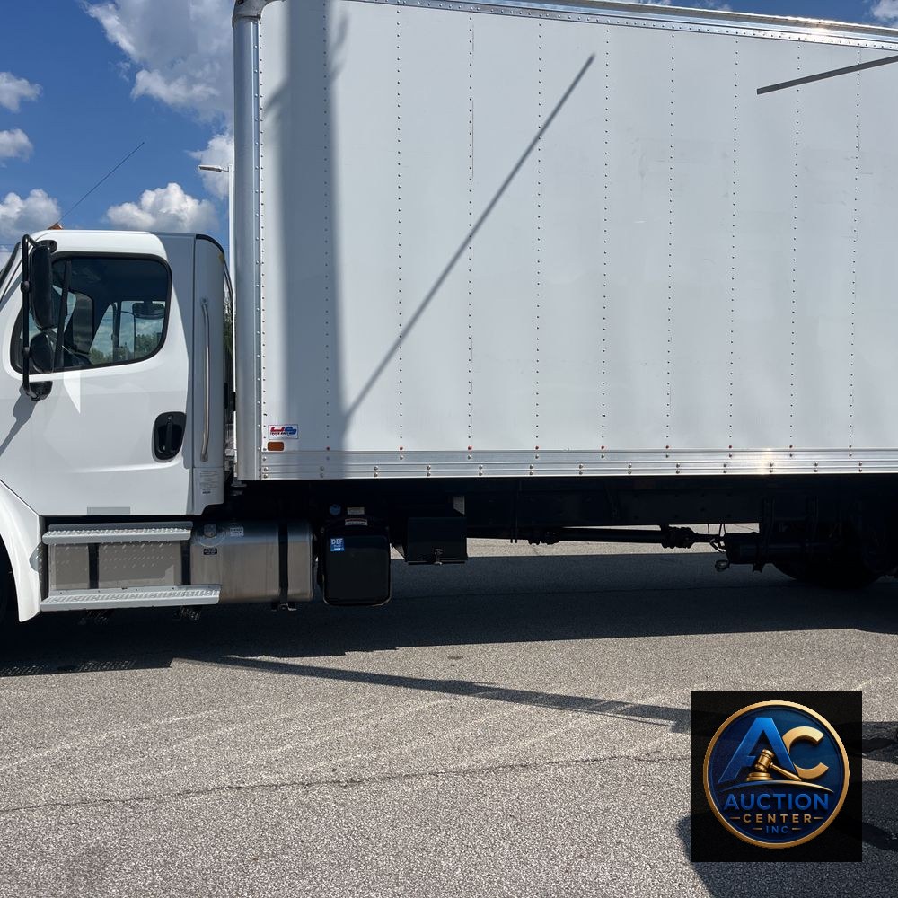 2024 Freightliner M2 106