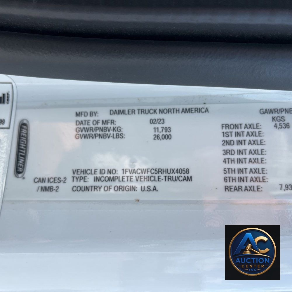 2024 Freightliner M2 106