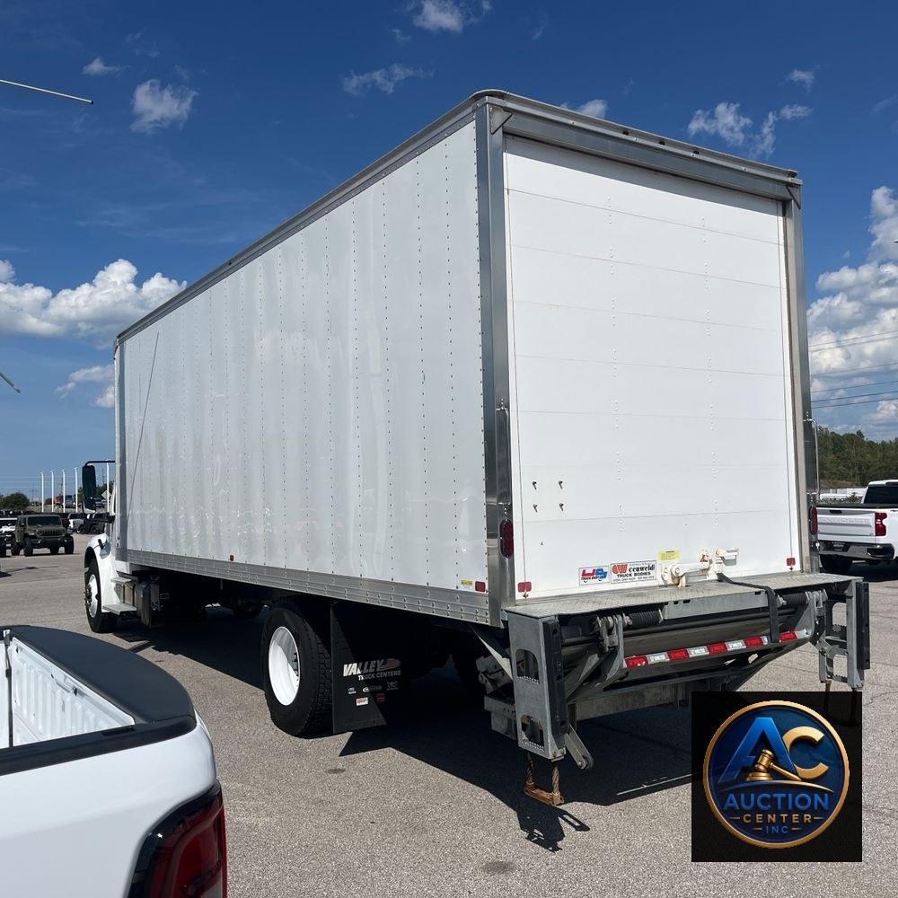 2024 Freightliner M2 106