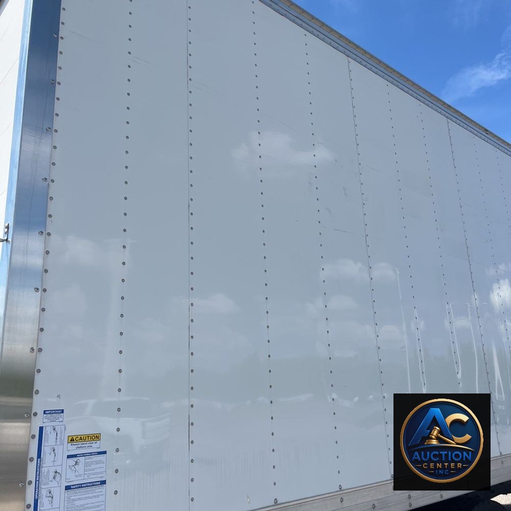 2024 Freightliner M2 106