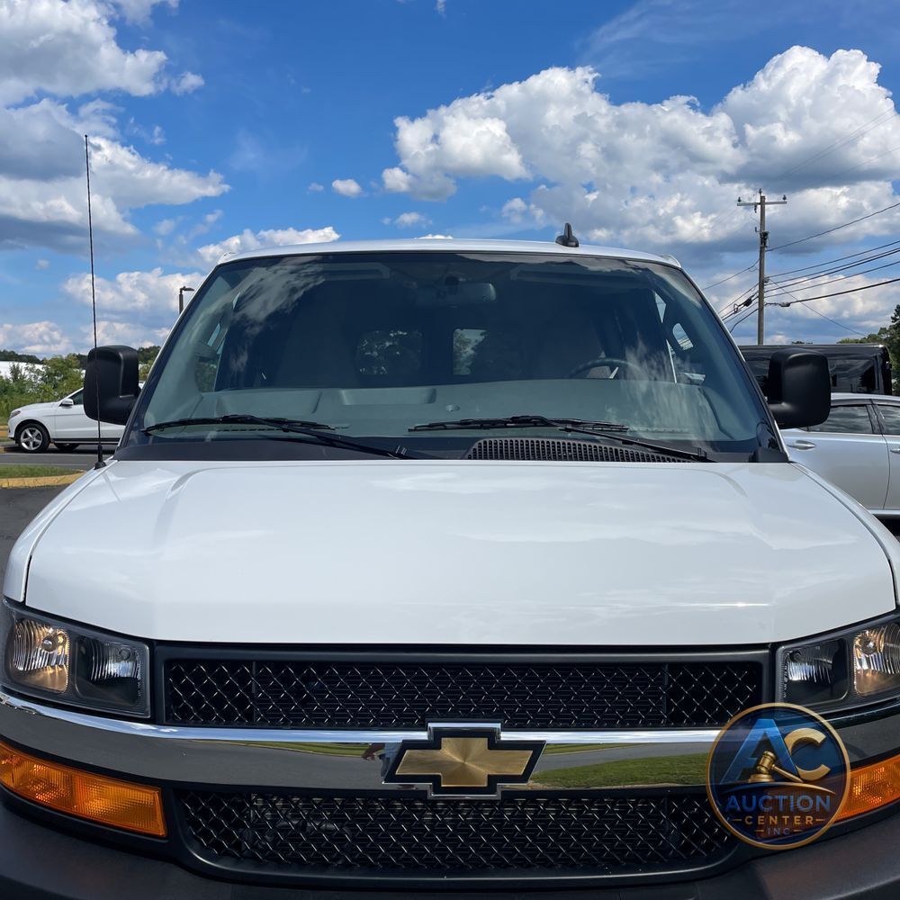 2025 Chevrolet Express LS 3500