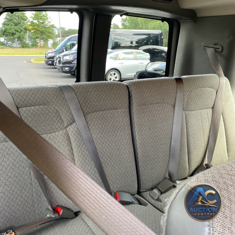 2025 Chevrolet Express LS 3500