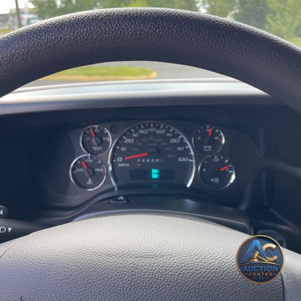 2025 Chevrolet Express LS 3500