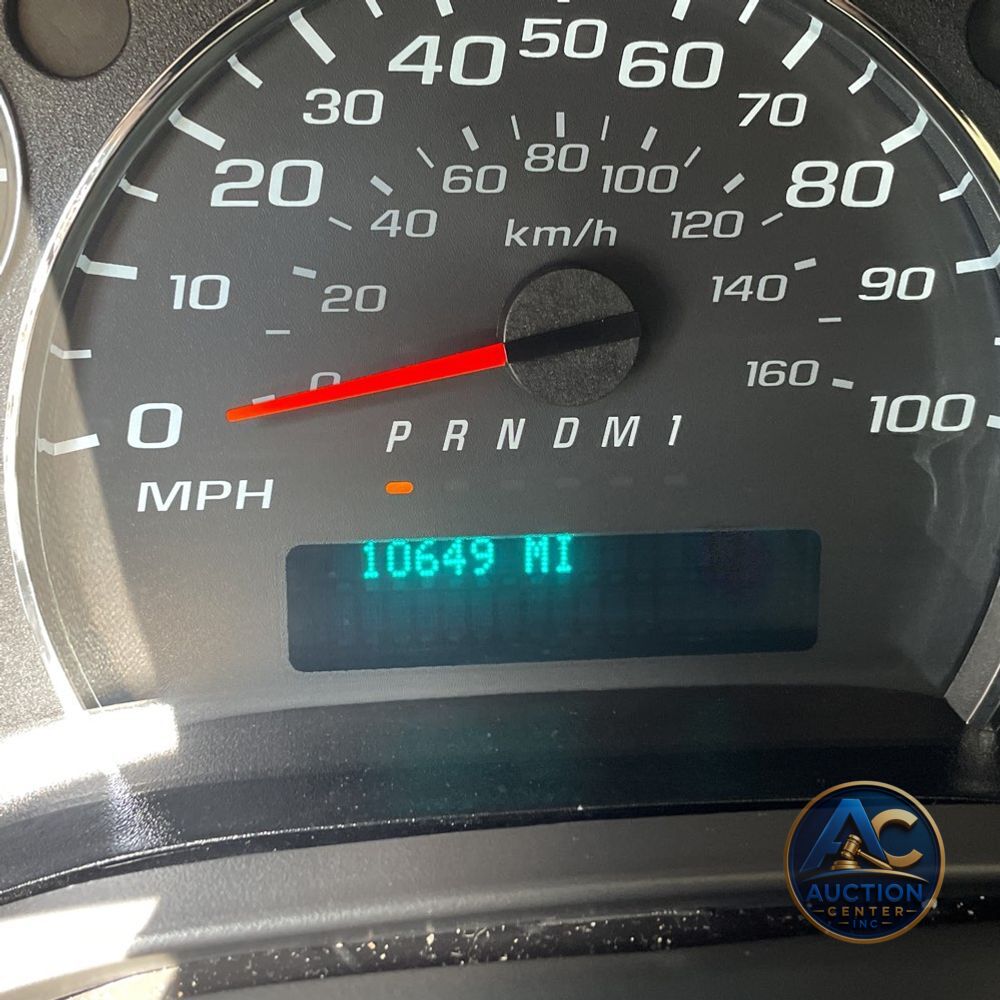 2025 Chevrolet Express LS 3500