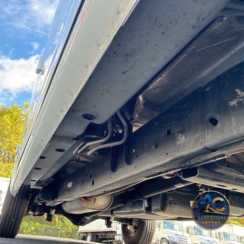 2025 Chevrolet Express LS 3500