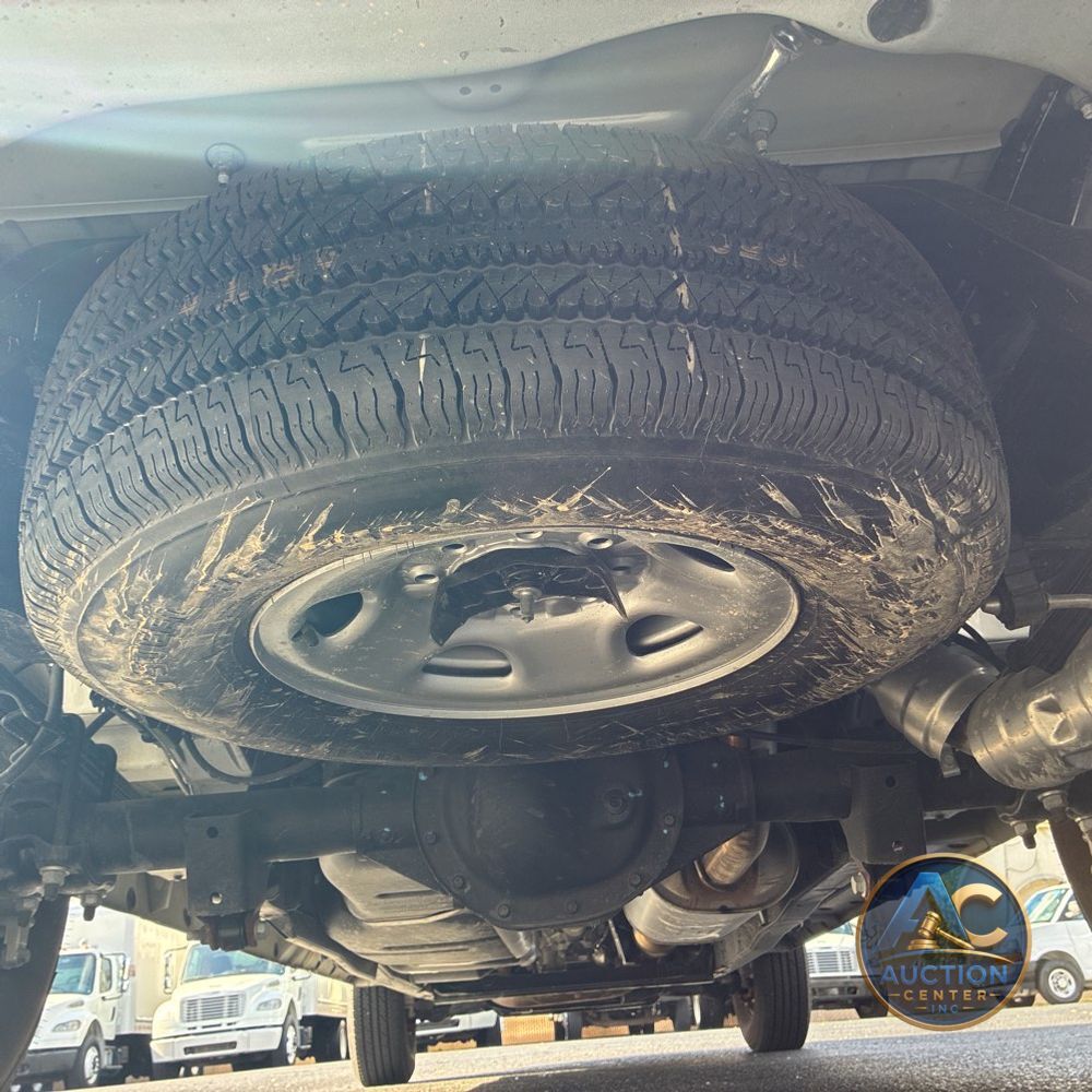 2025 Chevrolet Express LS 3500