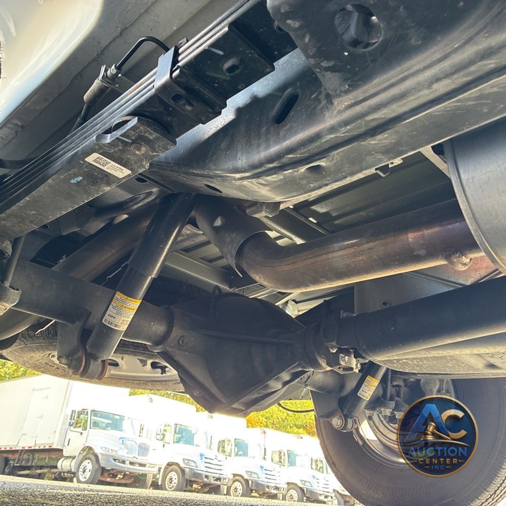 2025 Chevrolet Express LS 3500