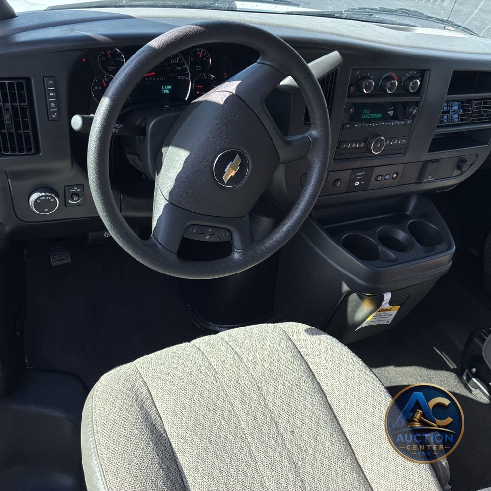 2025 Chevrolet Express LS 3500