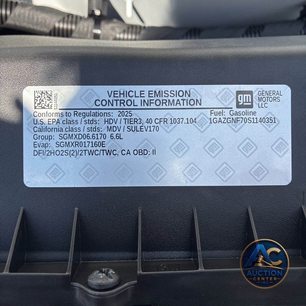 2025 Chevrolet Express LS 3500