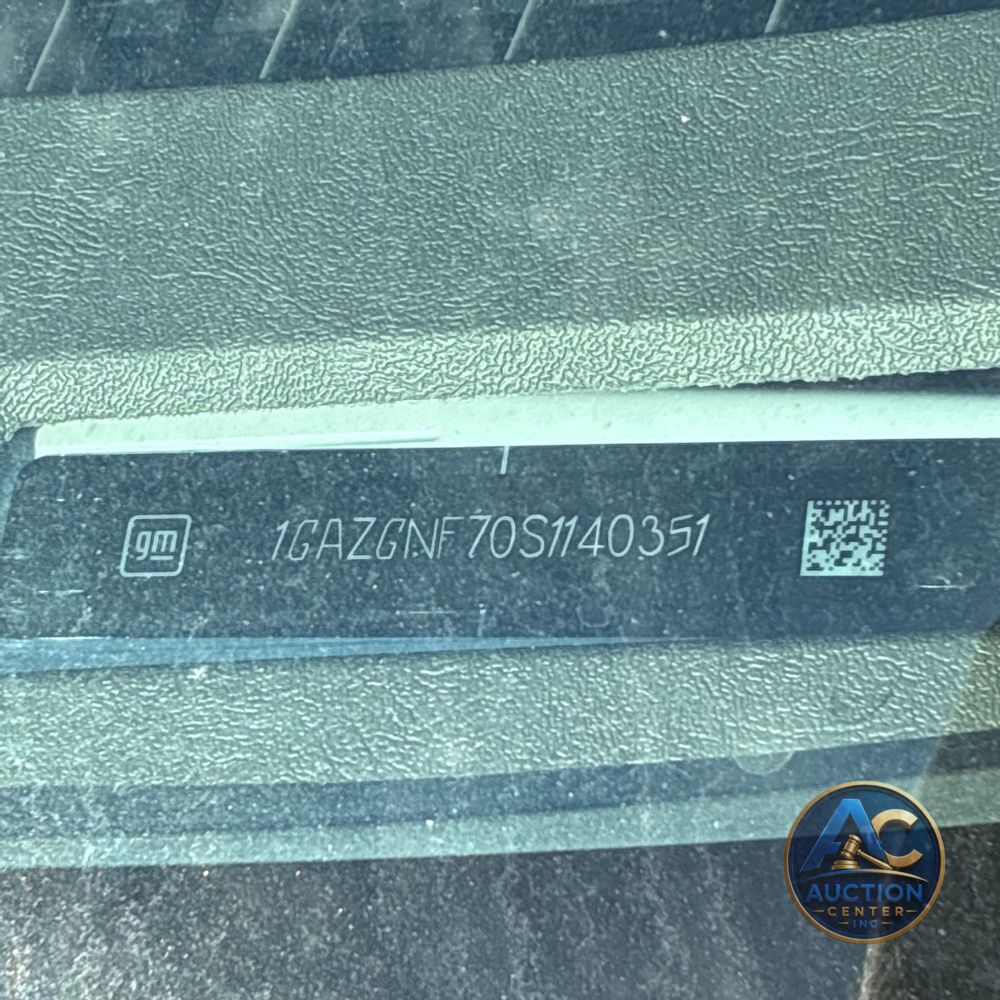 2025 Chevrolet Express LS 3500