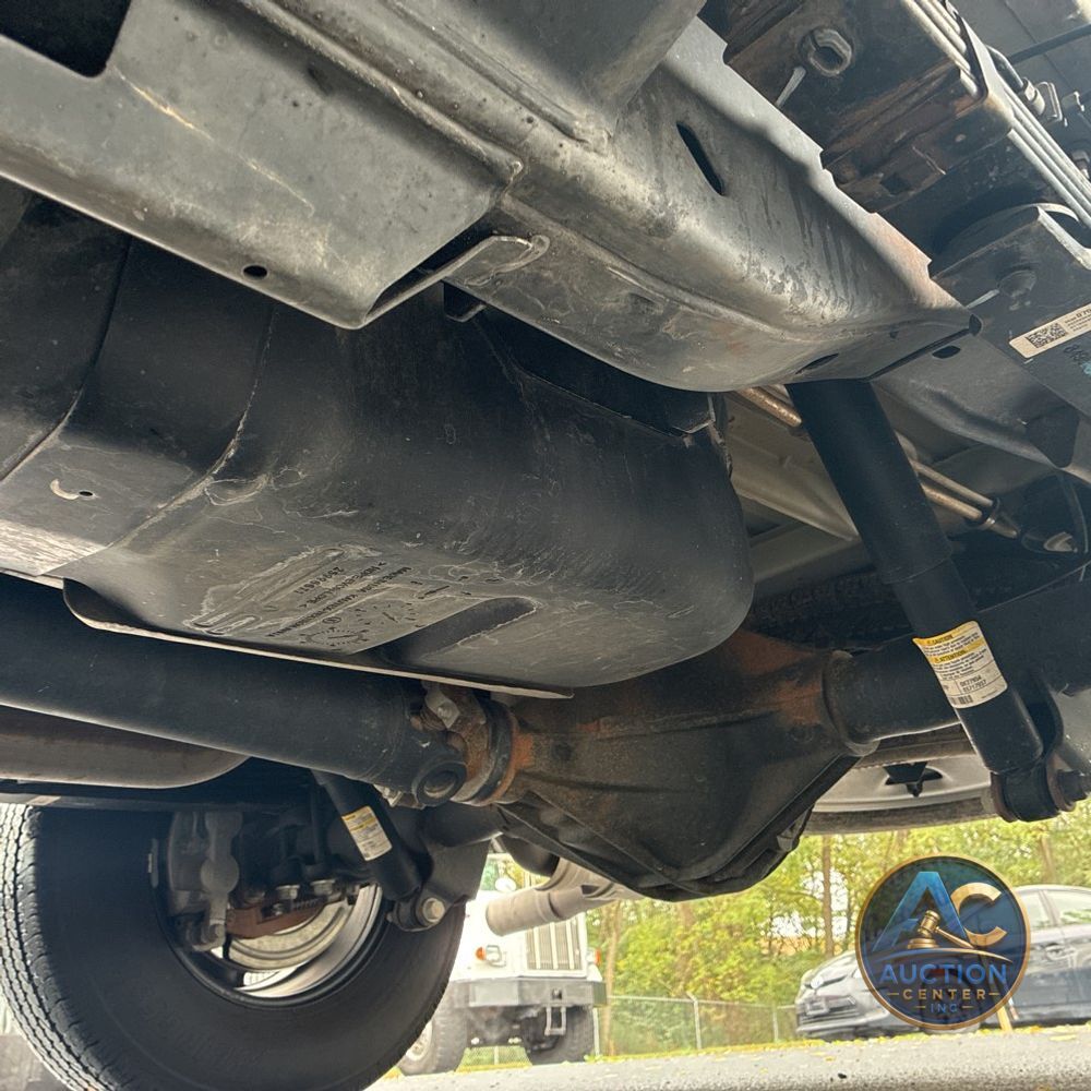2025 Chevrolet Express LS 3500