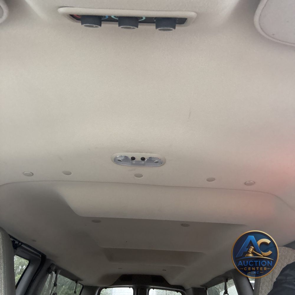2025 Chevrolet Express LS 3500