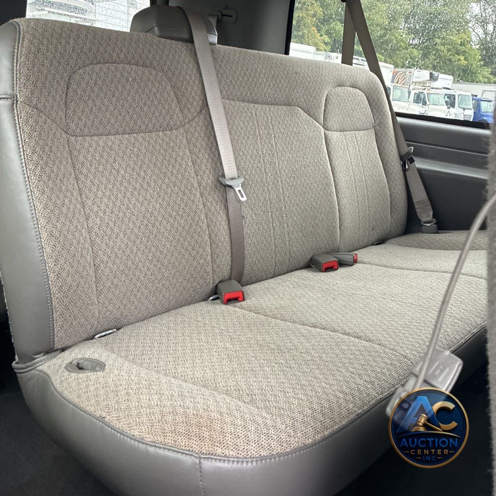 2025 Chevrolet Express LS 3500