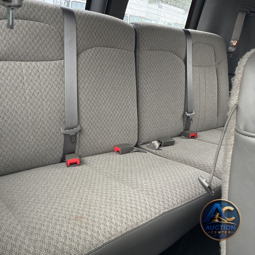 2025 Chevrolet Express LS 3500
