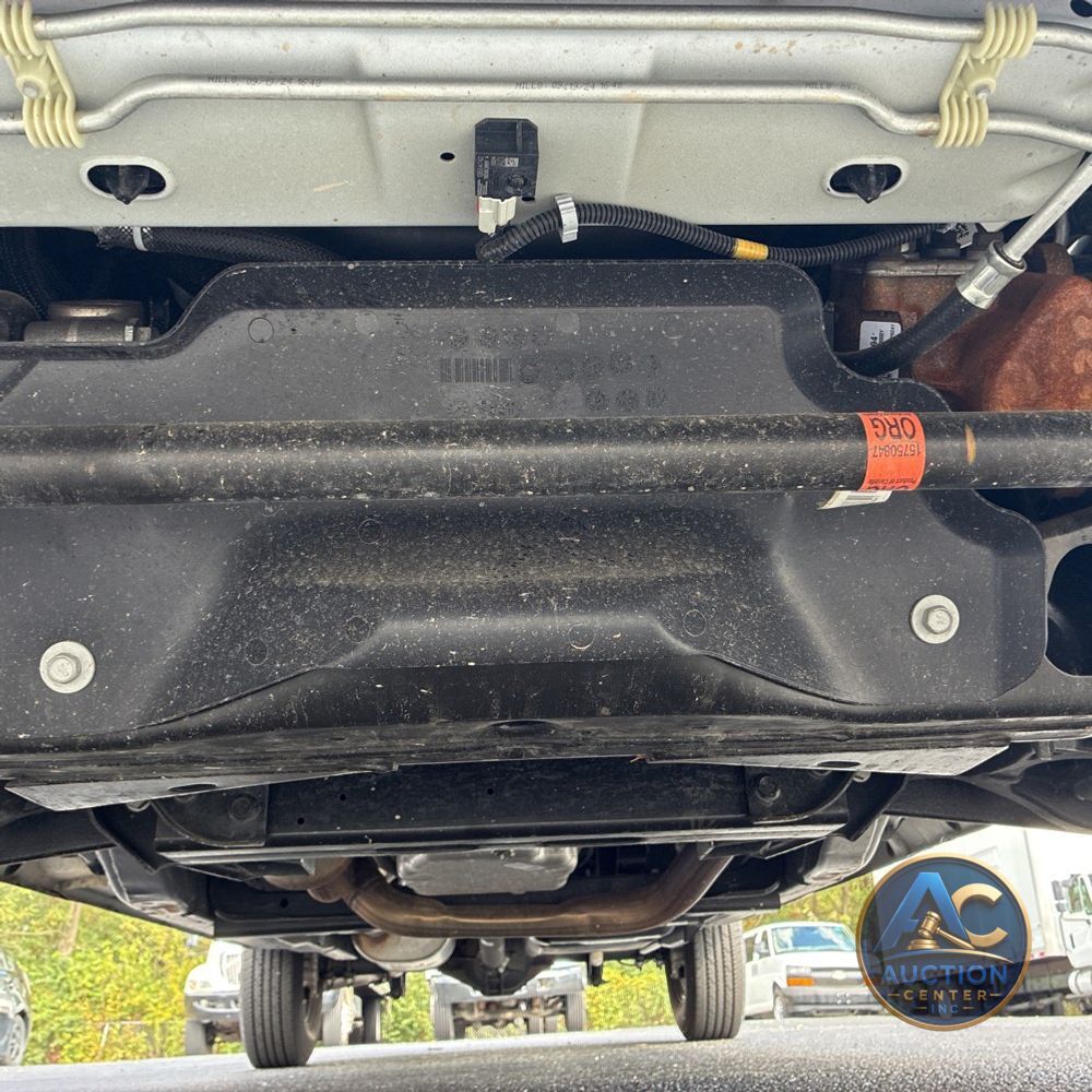 2025 Chevrolet Express LS 3500
