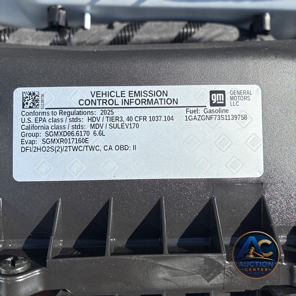 2025 Chevrolet Express LS 3500