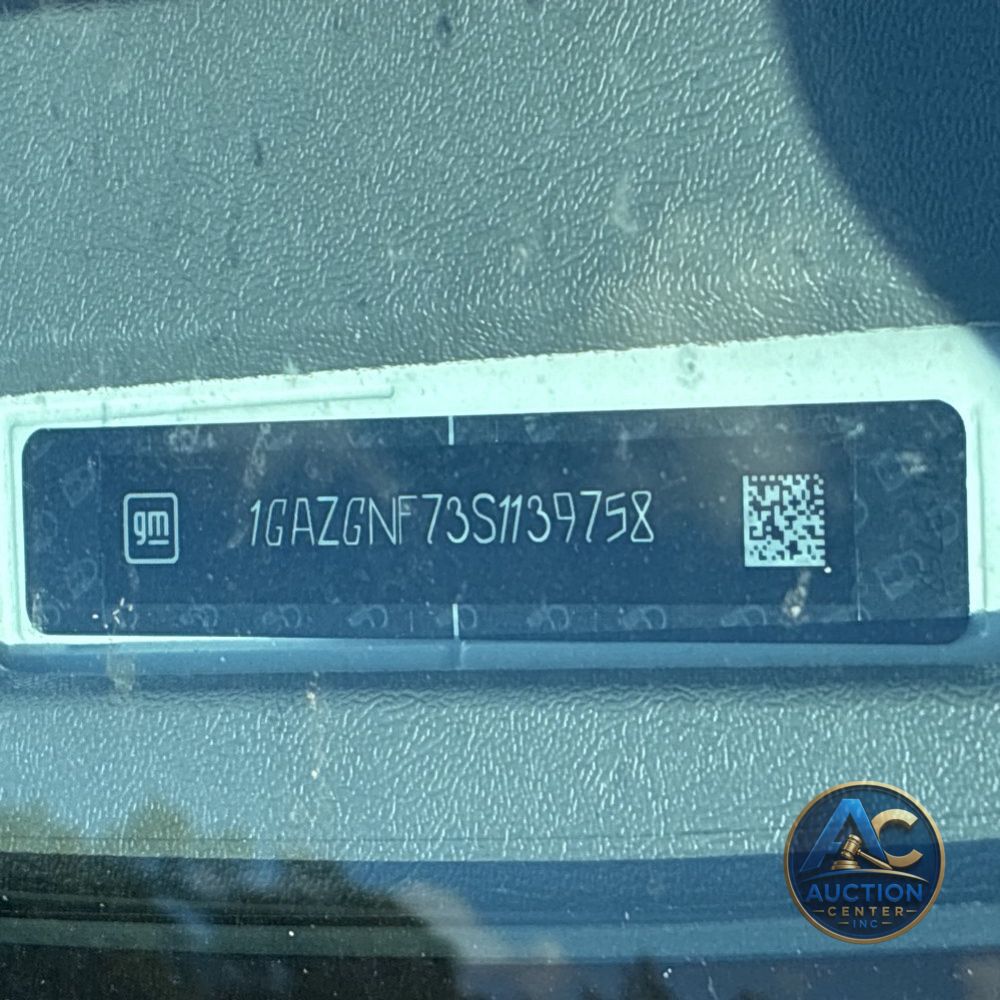 2025 Chevrolet Express LS 3500
