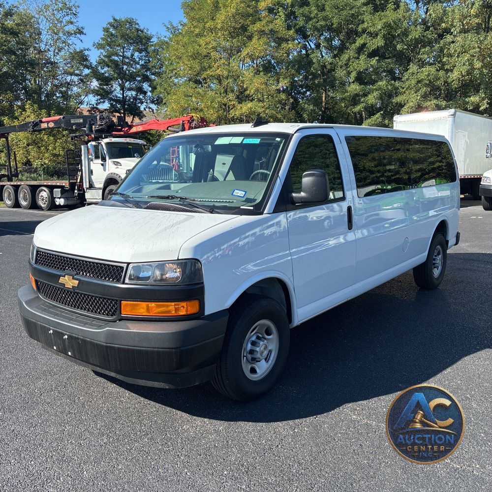 2024 Chevrolet Express LS 3500