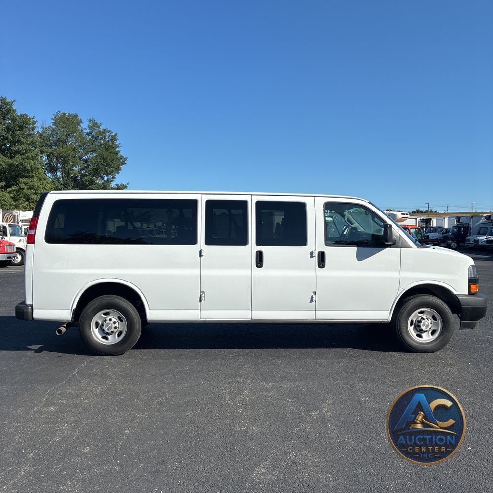 2024 Chevrolet Express LS 3500
