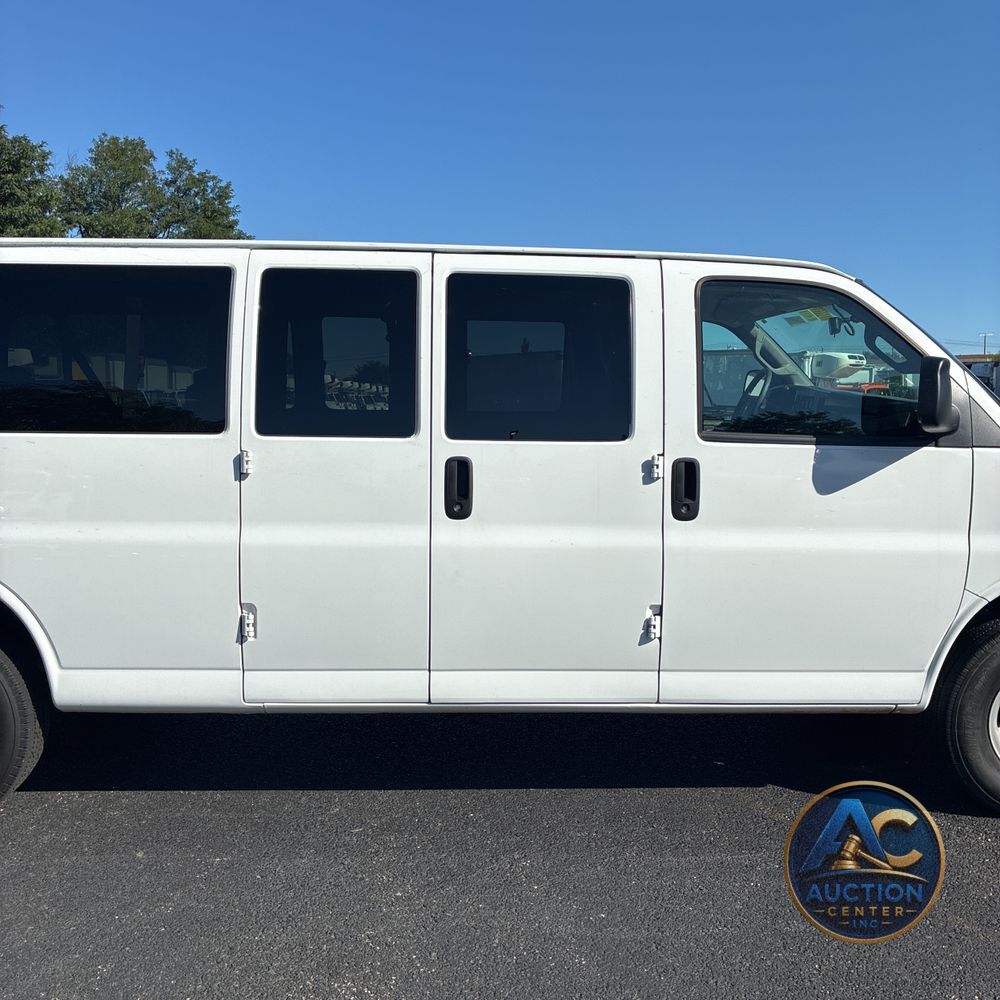 2024 Chevrolet Express LS 3500
