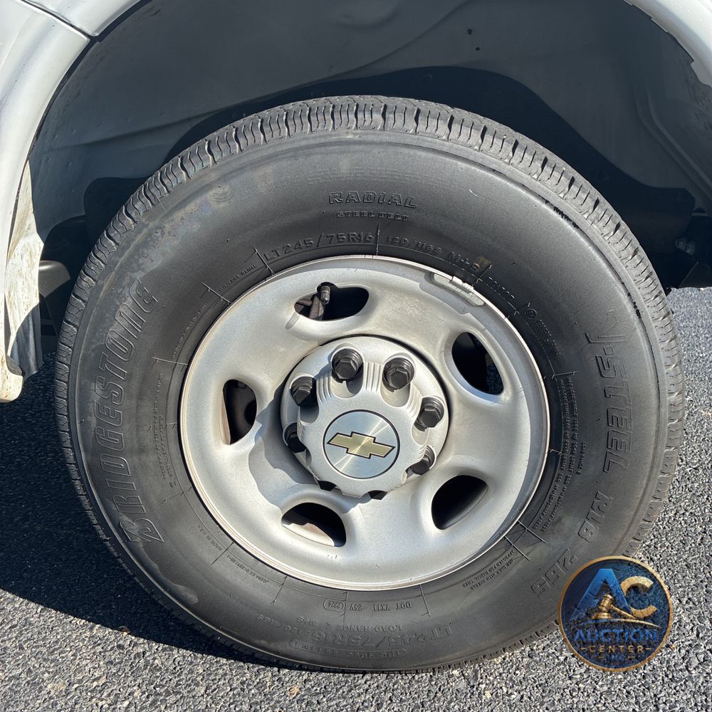 2024 Chevrolet Express LS 3500