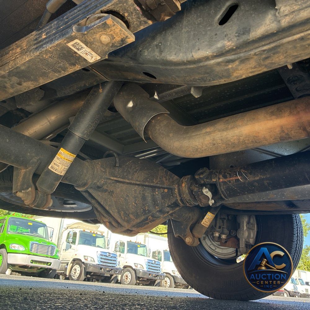 2024 Chevrolet Express LS 3500