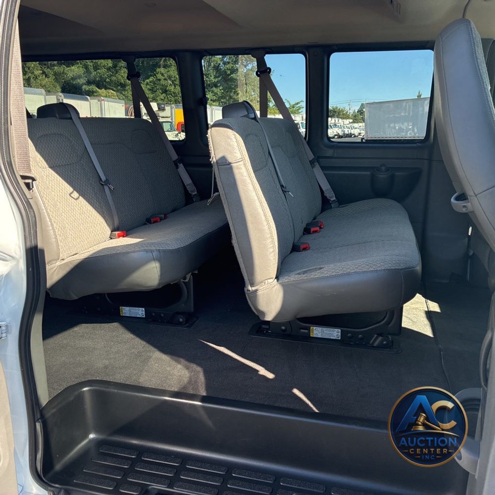 2024 Chevrolet Express LS 3500