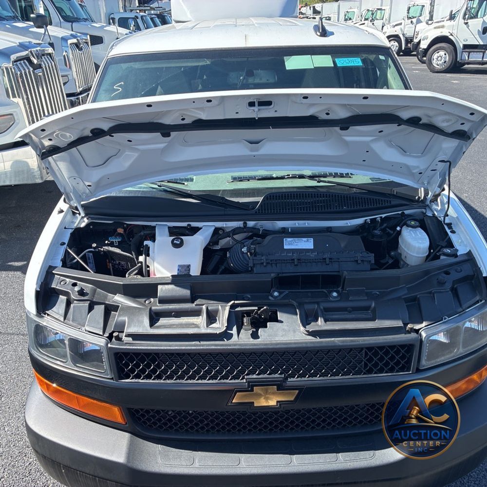 2024 Chevrolet Express LS 3500