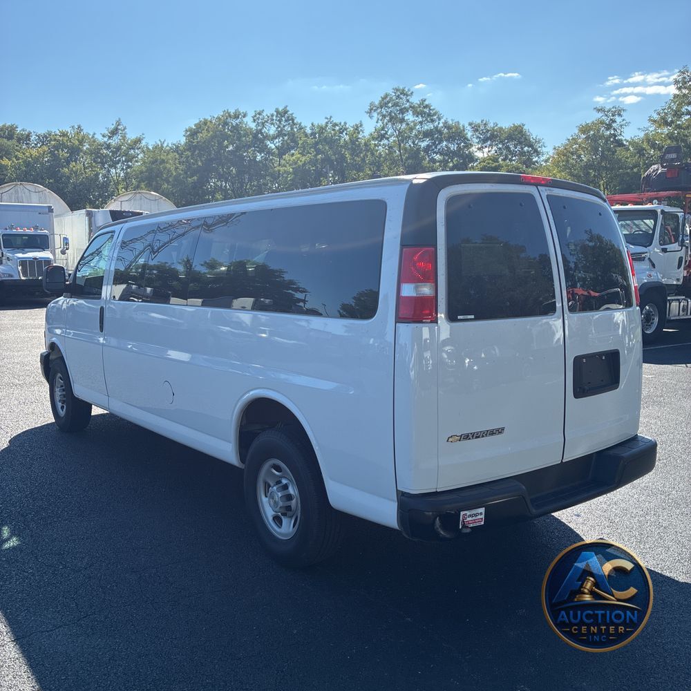 2024 Chevrolet Express LS 3500