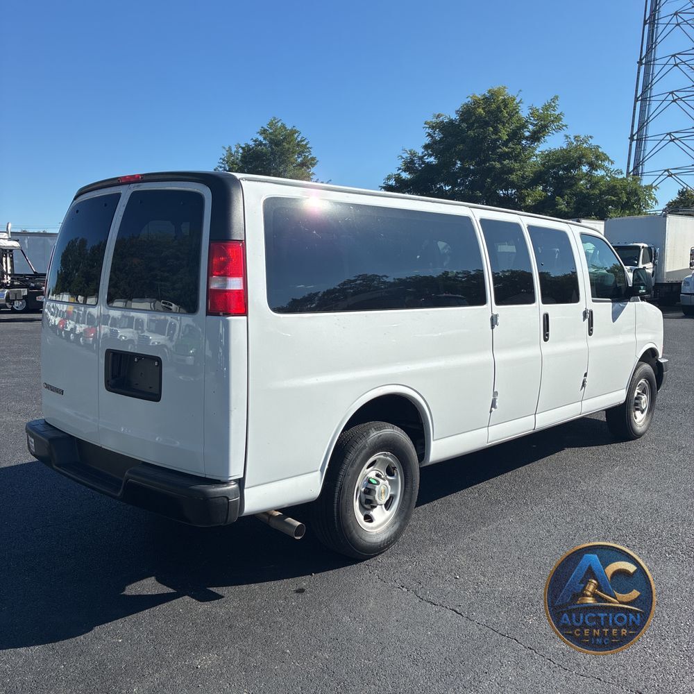 2024 Chevrolet Express LS 3500