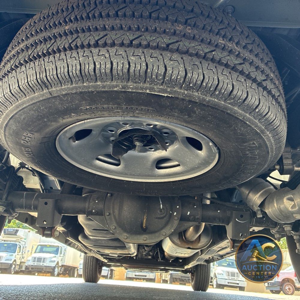2025 Chevrolet Express LS 3500