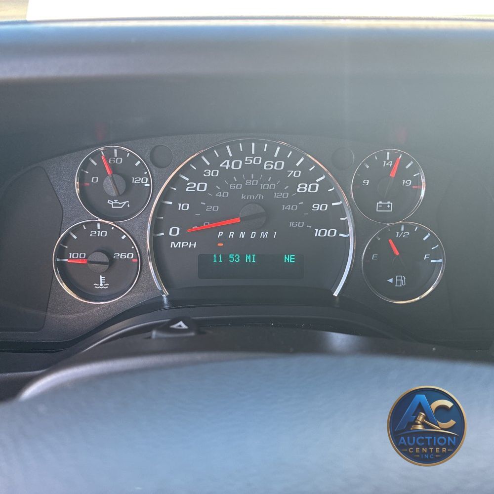 2025 Chevrolet Express LS 3500