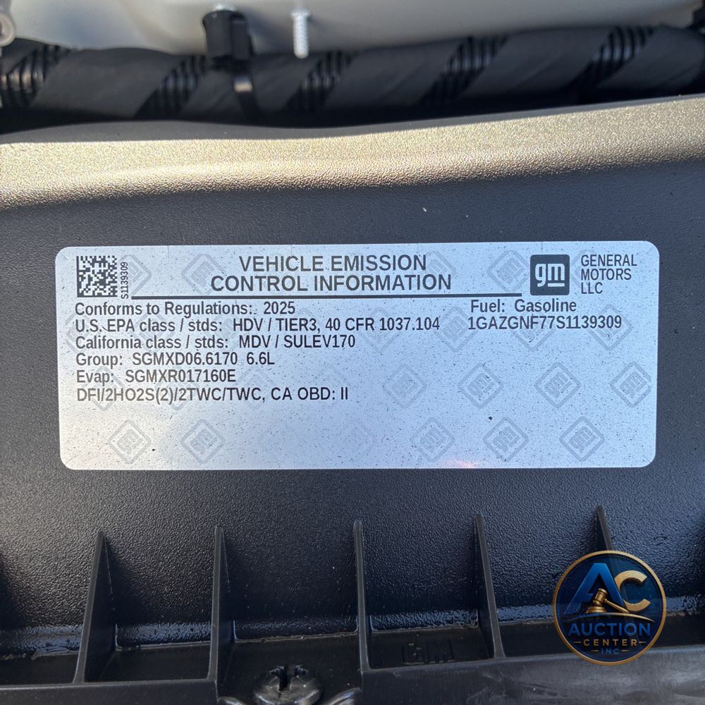 2025 Chevrolet Express LS 3500