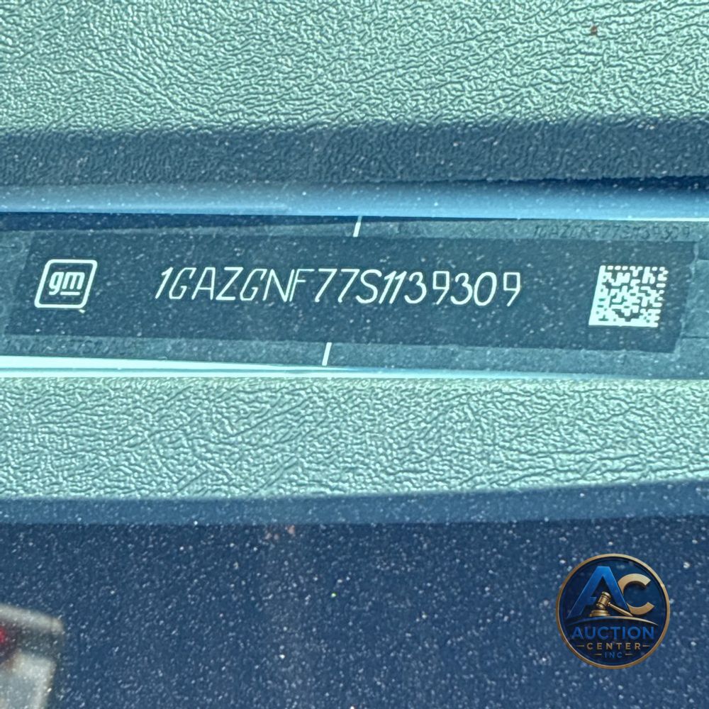2025 Chevrolet Express LS 3500