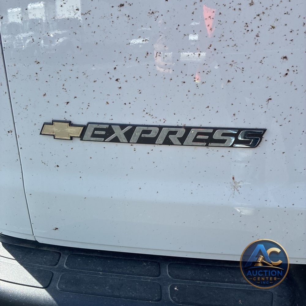 2025 Chevrolet Express LS 3500