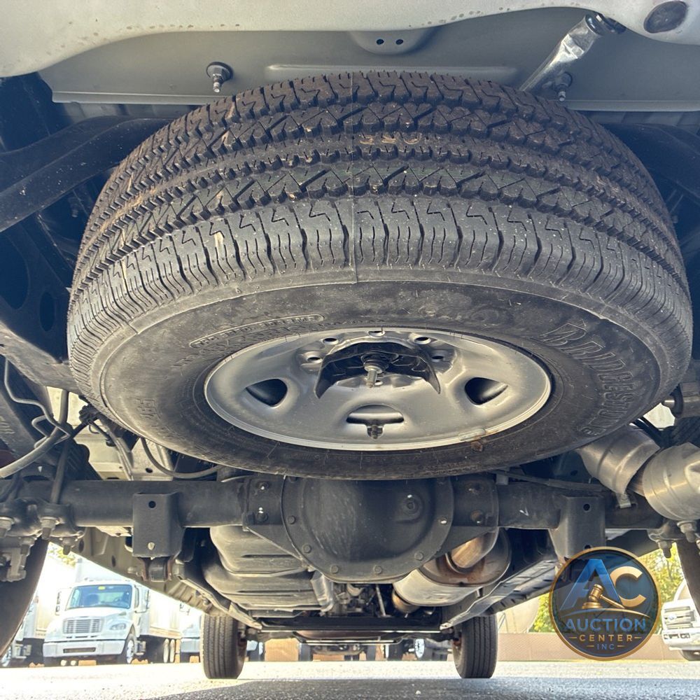 2025 Chevrolet Express LS 3500