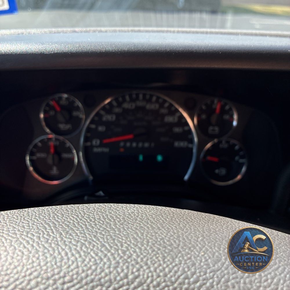 2025 Chevrolet Express LS 3500