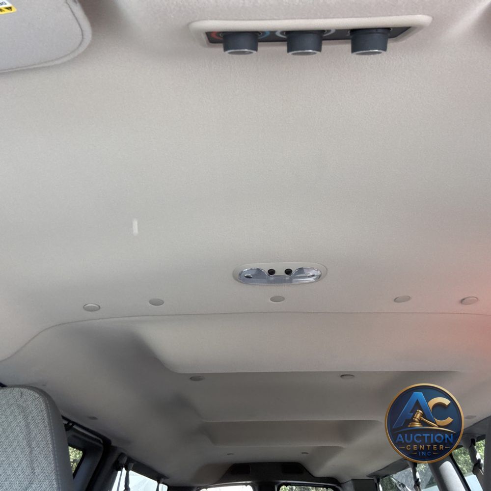 2025 Chevrolet Express LS 3500