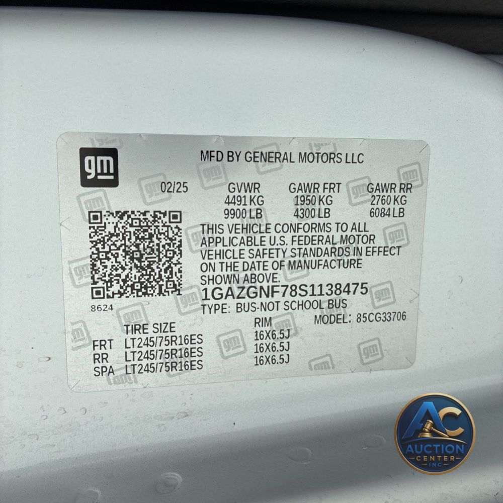 2025 Chevrolet Express LS 3500