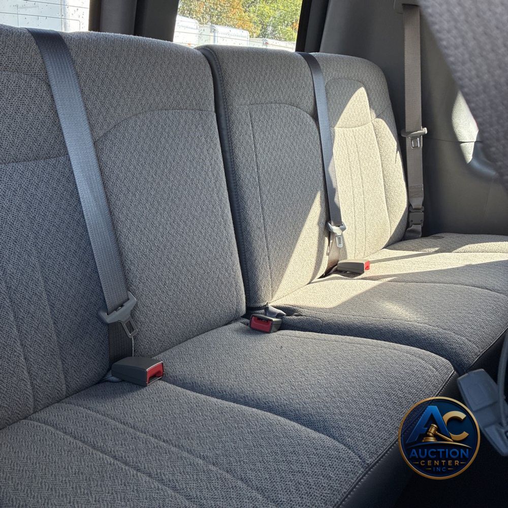 2025 Chevrolet Express LS 3500