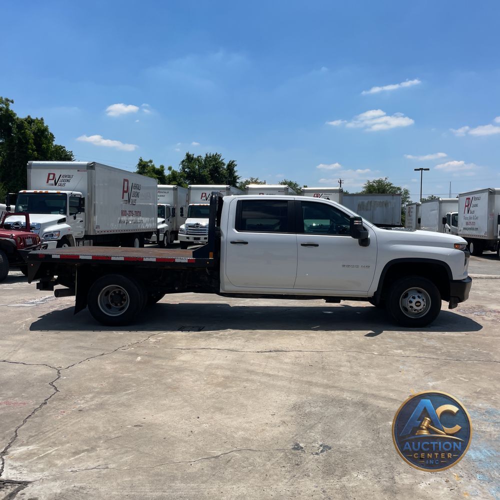 2023 Chevrolet Silverado 3500HD CC Work Truck
