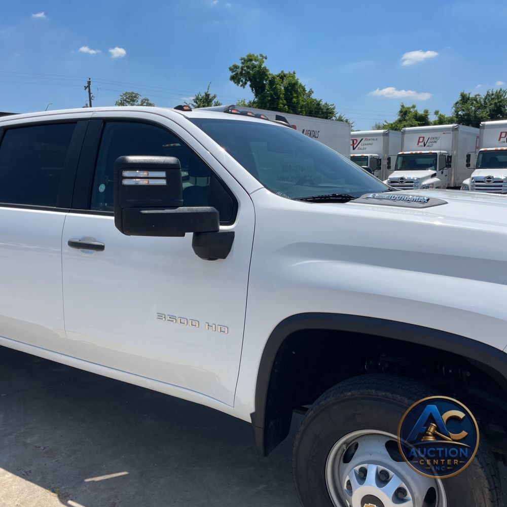 2023 Chevrolet Silverado 3500HD CC Work Truck
