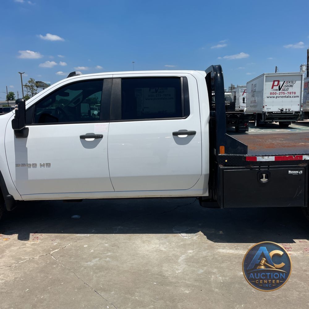 2023 Chevrolet Silverado 3500HD CC Work Truck