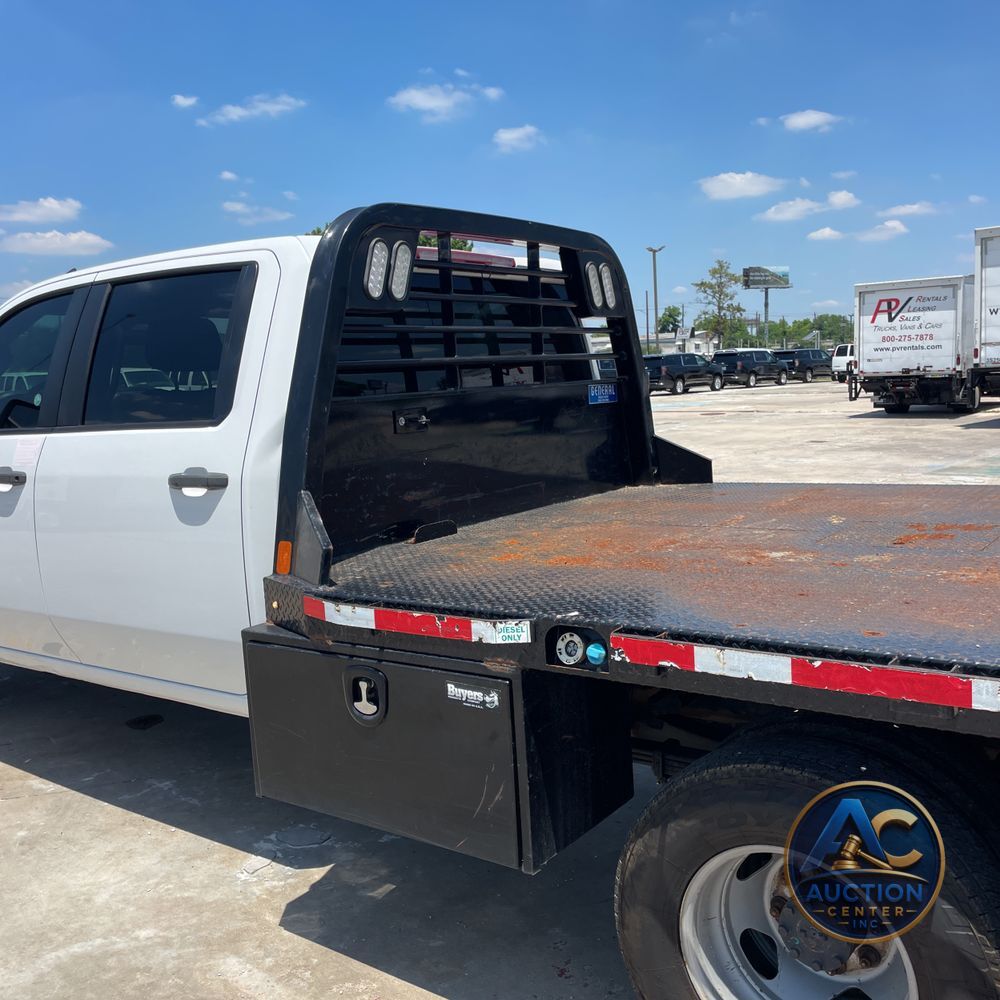 2023 Chevrolet Silverado 3500HD CC Work Truck
