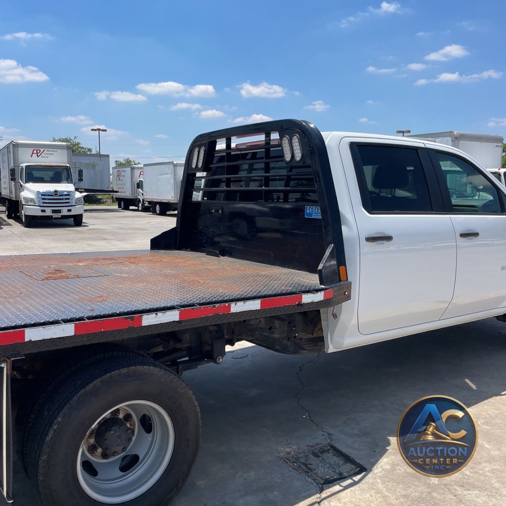 2023 Chevrolet Silverado 3500HD CC Work Truck