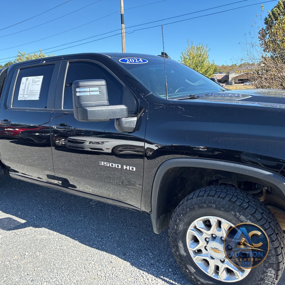 2024 Chevrolet Silverado 3500HD LT