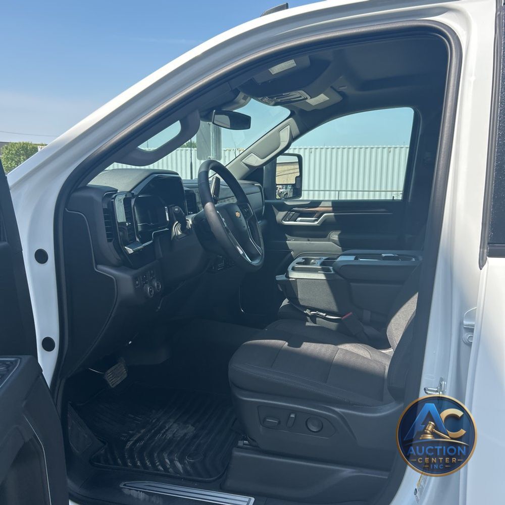 2025 Chevrolet Silverado 2500HD LT