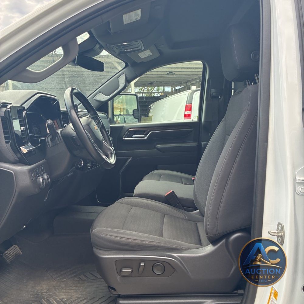 2024 Chevrolet Silverado 2500HD LT