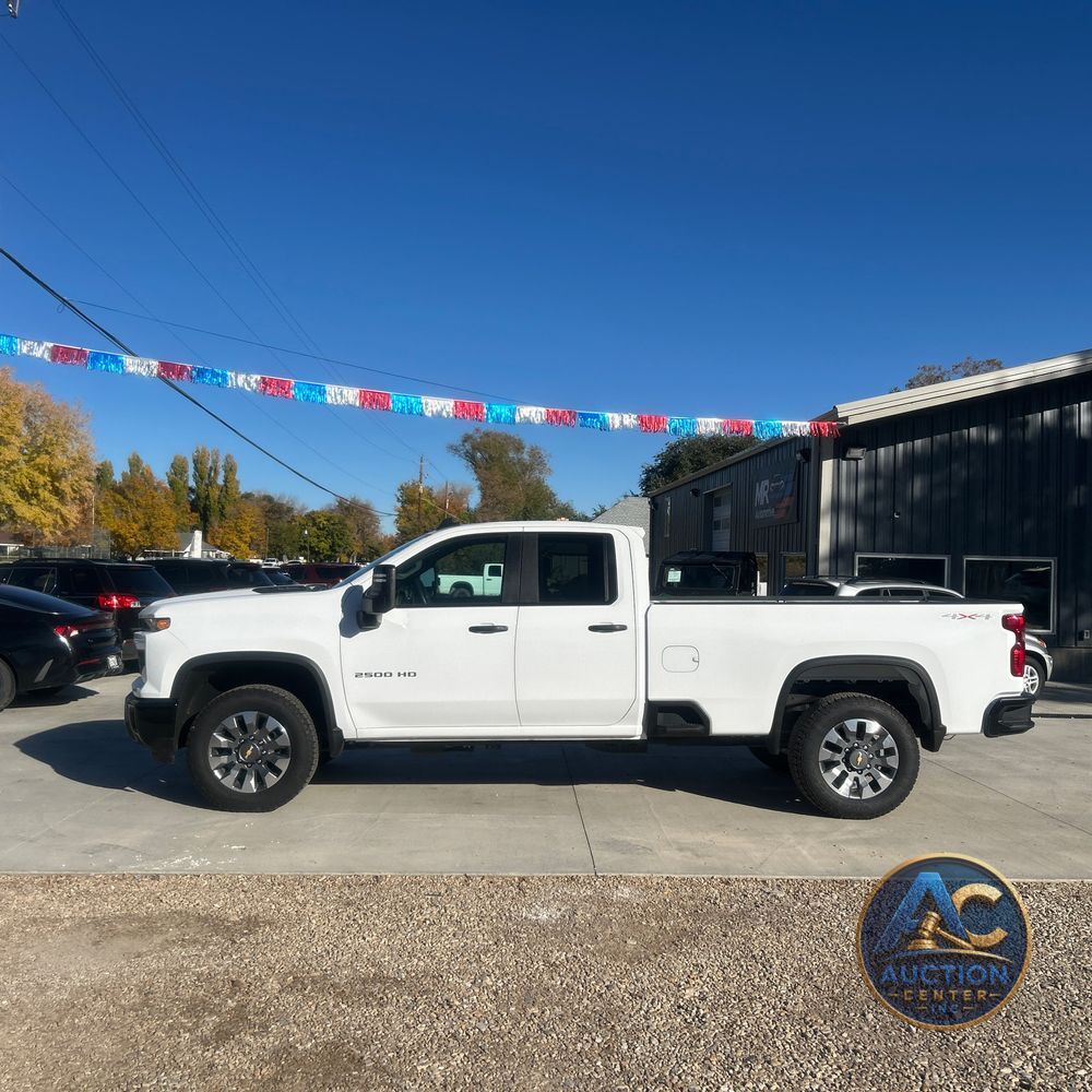 2024 Chevrolet Silverado 2500HD Custom